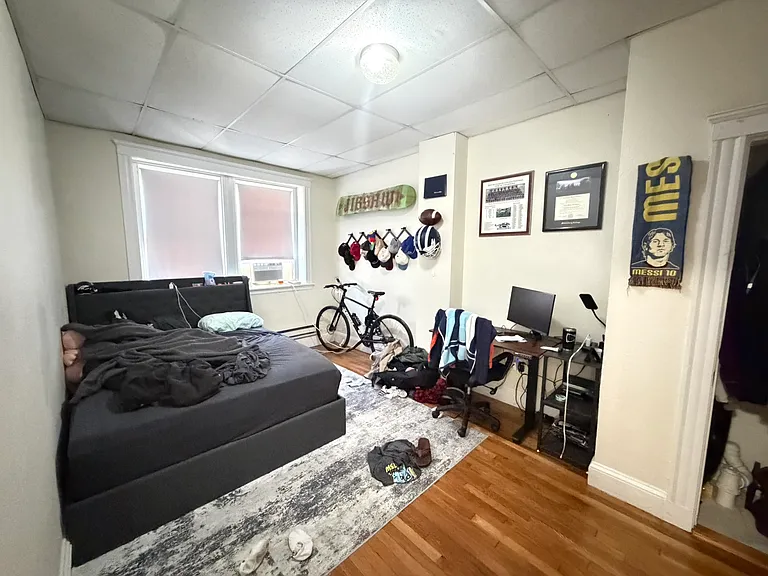 60 Chiswick Rd #29 — Photo 1