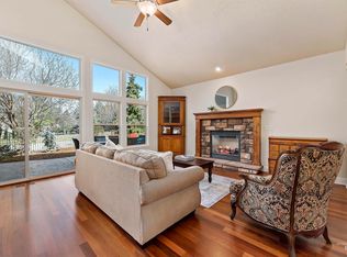 988 E Thunderbird Ct, Eagle, ID 83616