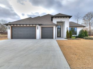 4105 W Baton Rouge St, Broken Arrow, OK 74011