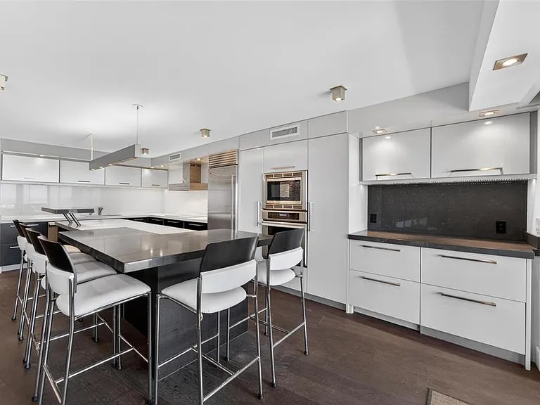 4450 Gulf Blvd #113 — Photo 29