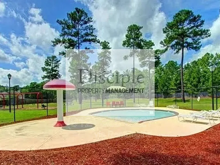 355 Shady Oak Cir — Photo 35