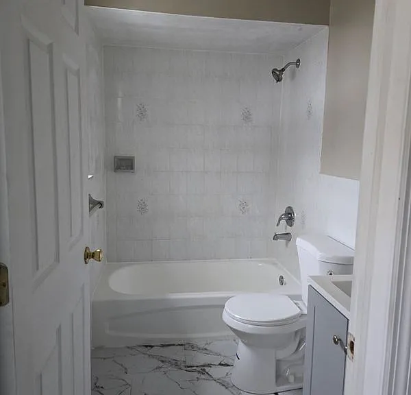 56 Kent St #2 — Photo 2