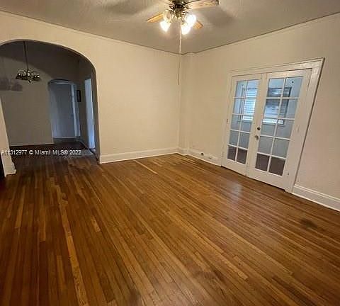 3rd image of 315 Navarre Ave #3