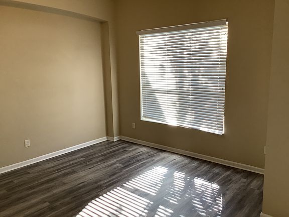 5th image of 15718 Mason Lakes Dr