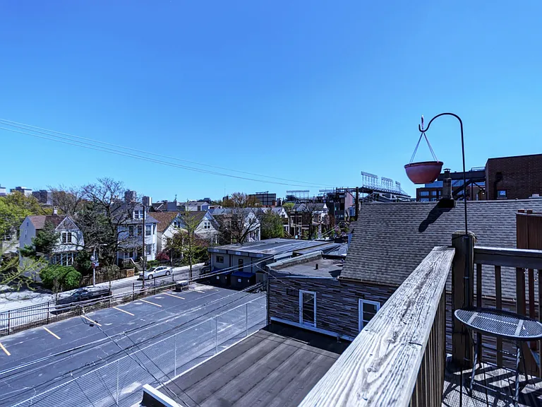 3748 N Clifton Ave — Photo 18
