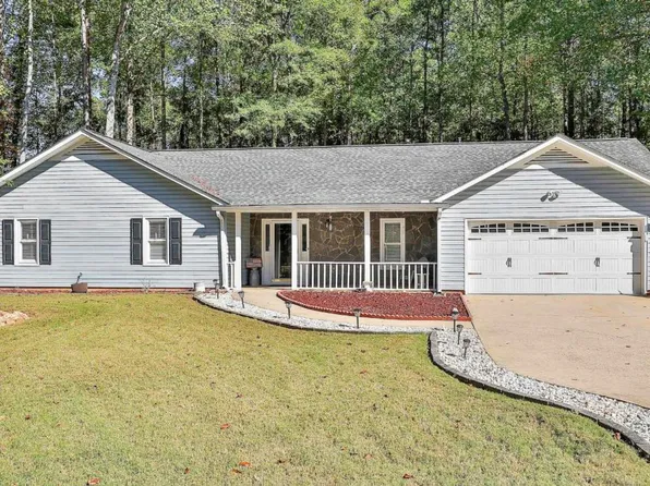 130 Treillage Ln, Peachtree City, GA 30269