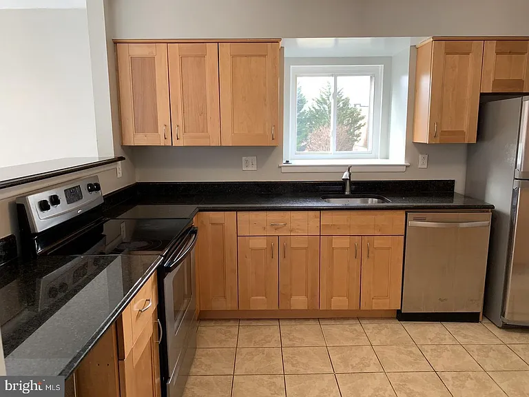 7932 Silverada Pl #126E — Photo 11