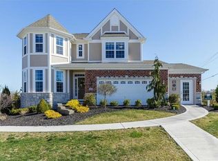 4301 Hawkins Ridge Dr, Saint Louis, MO 63129