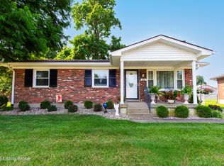 2602 Alps Rd, Louisville, KY 40216