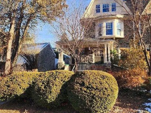 6845 Anderson St, Philadelphia, PA 19119