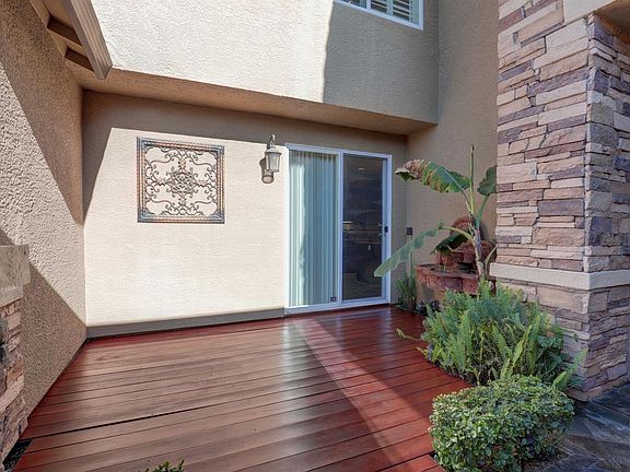 3rd image of 3033 Mount Baldy Dr