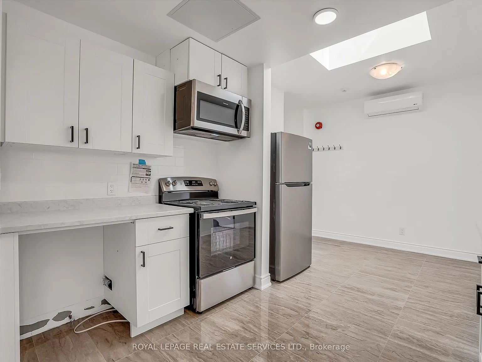 2 bed, $2,500 — Photo 2