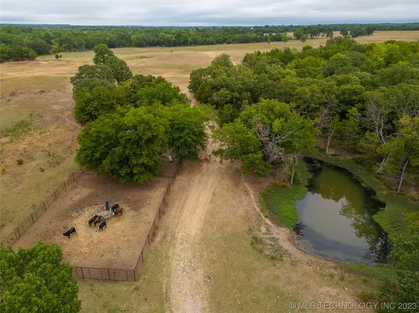 1 E 124th Rd, Wetumka, OK 74883