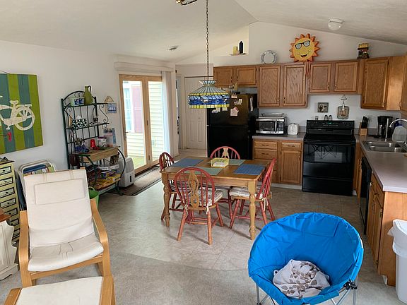 4th image of 2167 Parker Dr