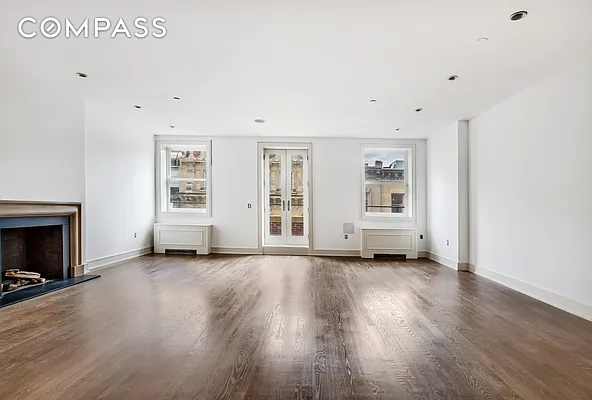 Rented by Compass | media 21