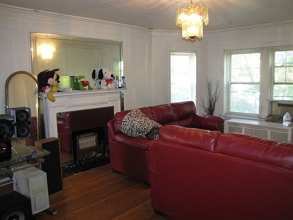 4th image of 4848 1/2 S Drexel Blvd APT 1