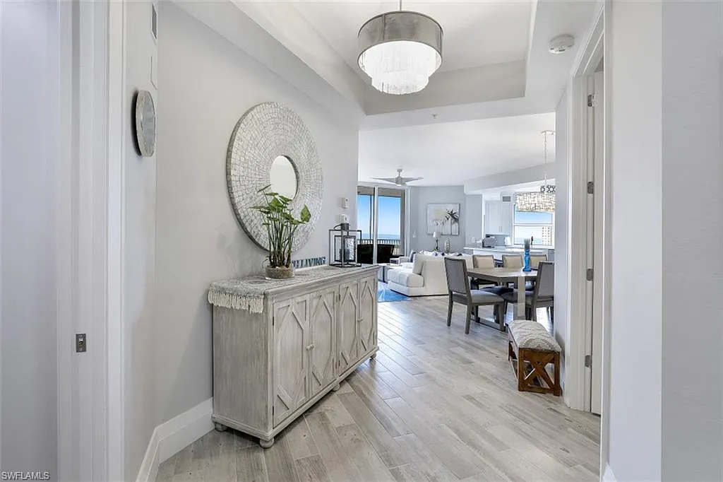 3 bed, 3.0 bath, 2035 sqft, $16,000 — Photo 2