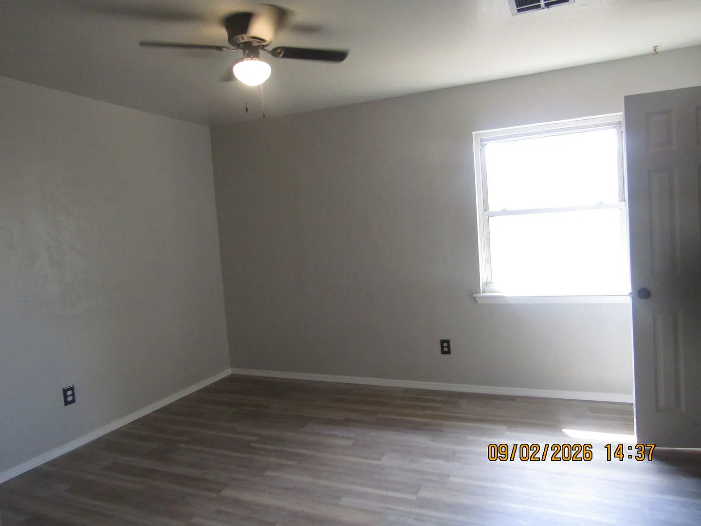 Fully Remodeled 2-Bedroom Brick Home in Desirable Lawton Neighborhood - Rolling Hills — Photo 2