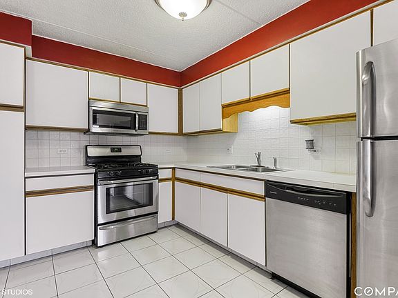4th image of 8560 W Foster Ave Unit 504
