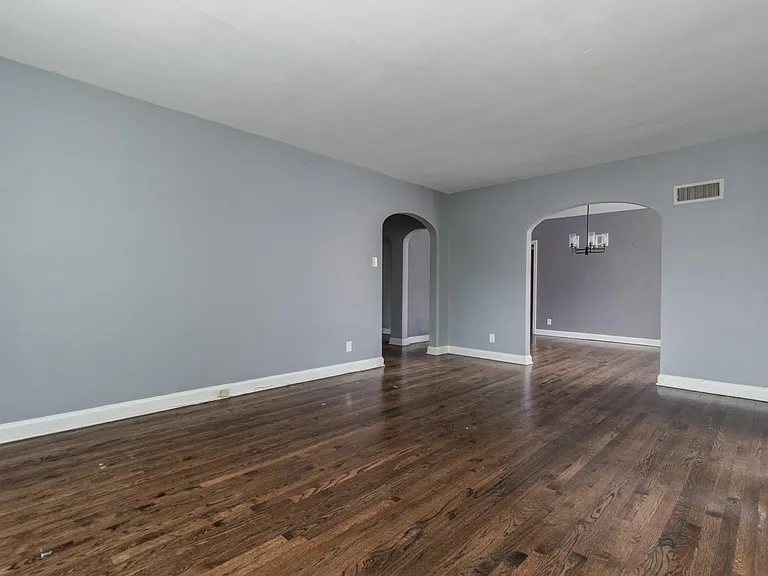 7535 Oxford Dr #2 — Photo 5