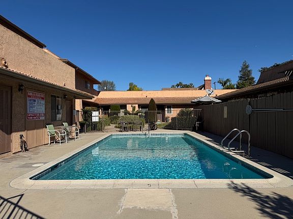 3rd image of 901 Citrus Dr Unit 1
