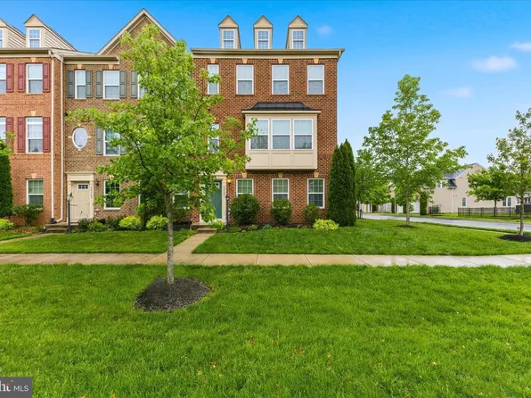 25707 Bishop Grove Ter, Aldie, VA 20105