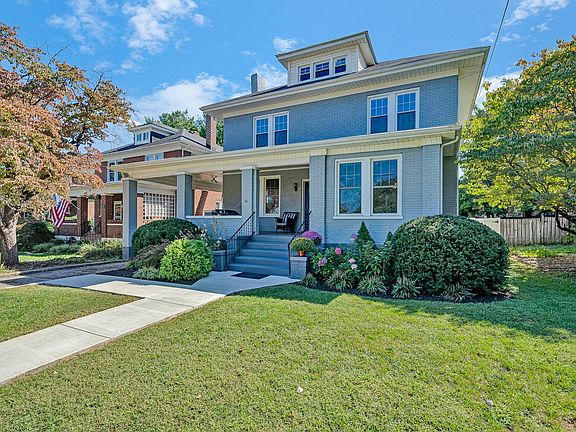 2nd image of 1726 Maiden Ln SW
