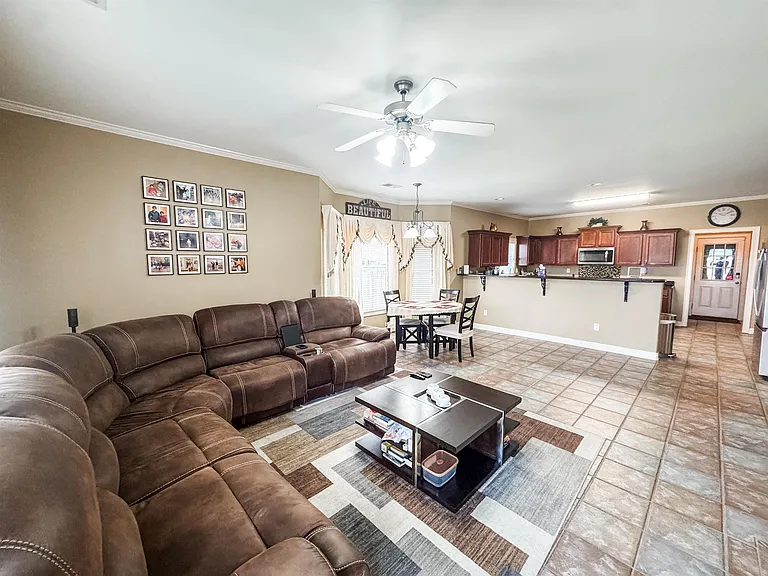 785 Southern Home Rd — Photo 11