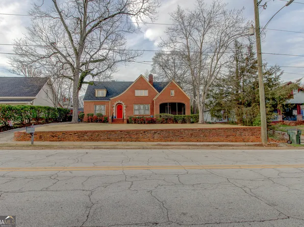 2141 Conyers St SE, Covington, GA 30014