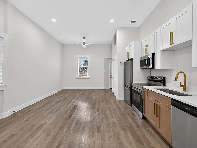 413 Nopal St #102 — Photo 12
