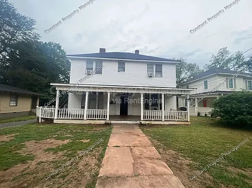 616 W Poplar St #1 Photo 1