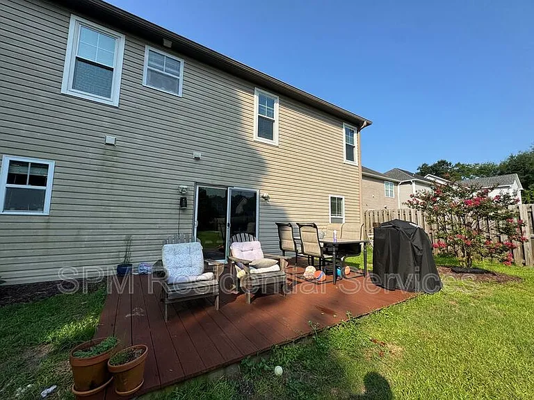 437 Lady Bug Ln — Photo 22