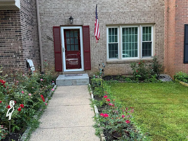 5861 Kara Pl — Photo 2