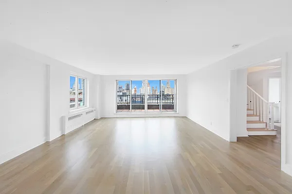 Rented by Stonehenge NYC LLC | media 2
