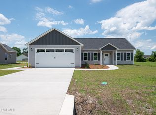 105 Adams Landing Way, Maysville, NC 28555