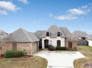 4057 Driftwood Dr, Zachary, LA 70791