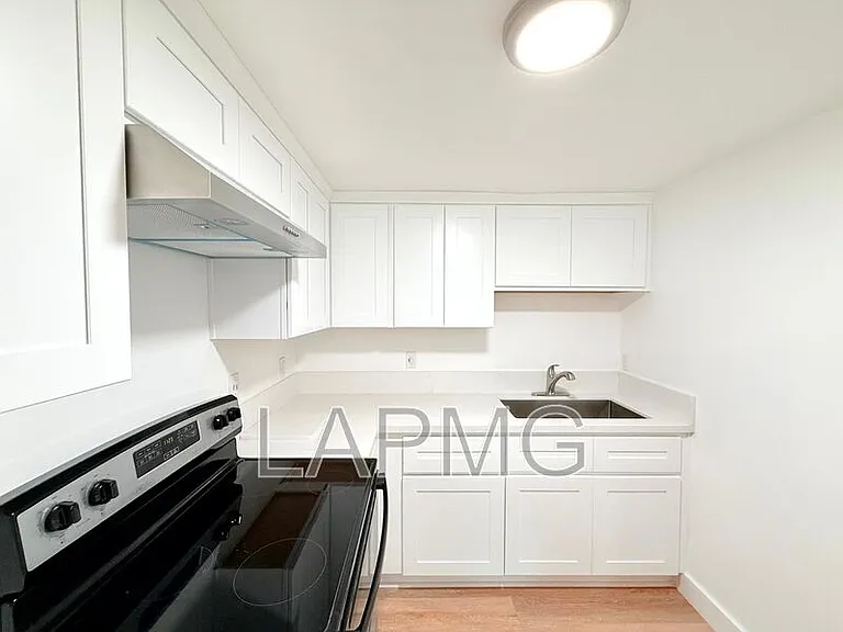 1715 Westmoreland Blvd #101 — Photo 7