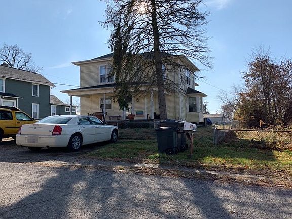3rd image of 5361 Mill St