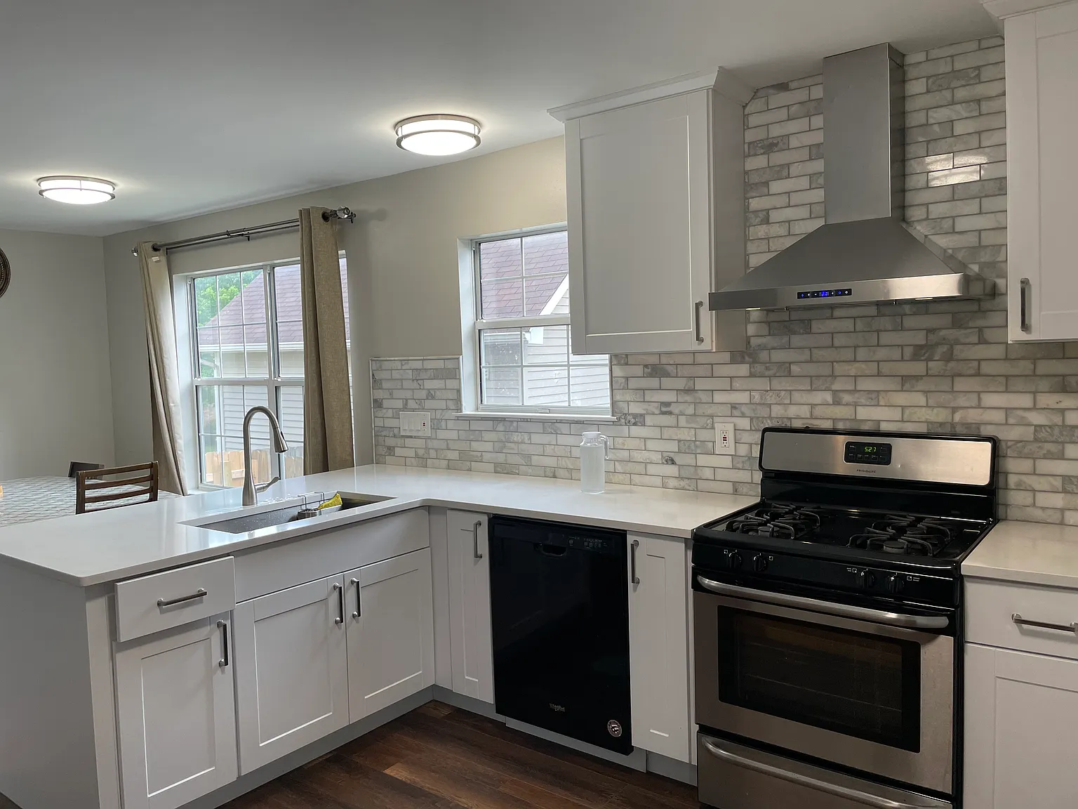 3 bed, 2.5 bath, 1500 sqft, $2,995 — Photo 4