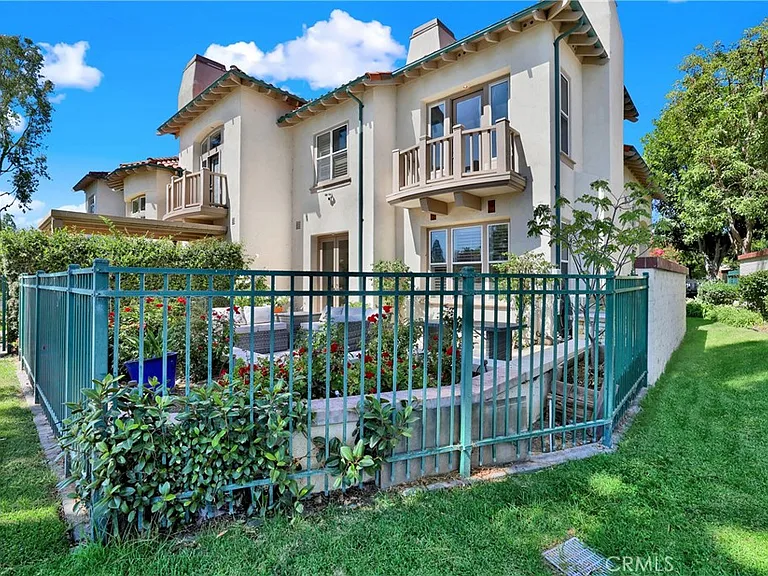 2468 Aquasanta — Photo 45