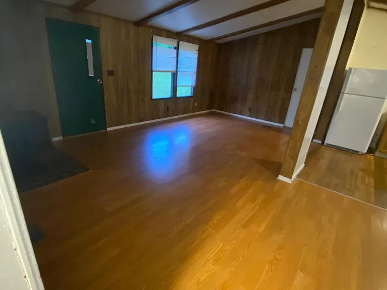 10827 Littlerock Rd SW — Photo 5