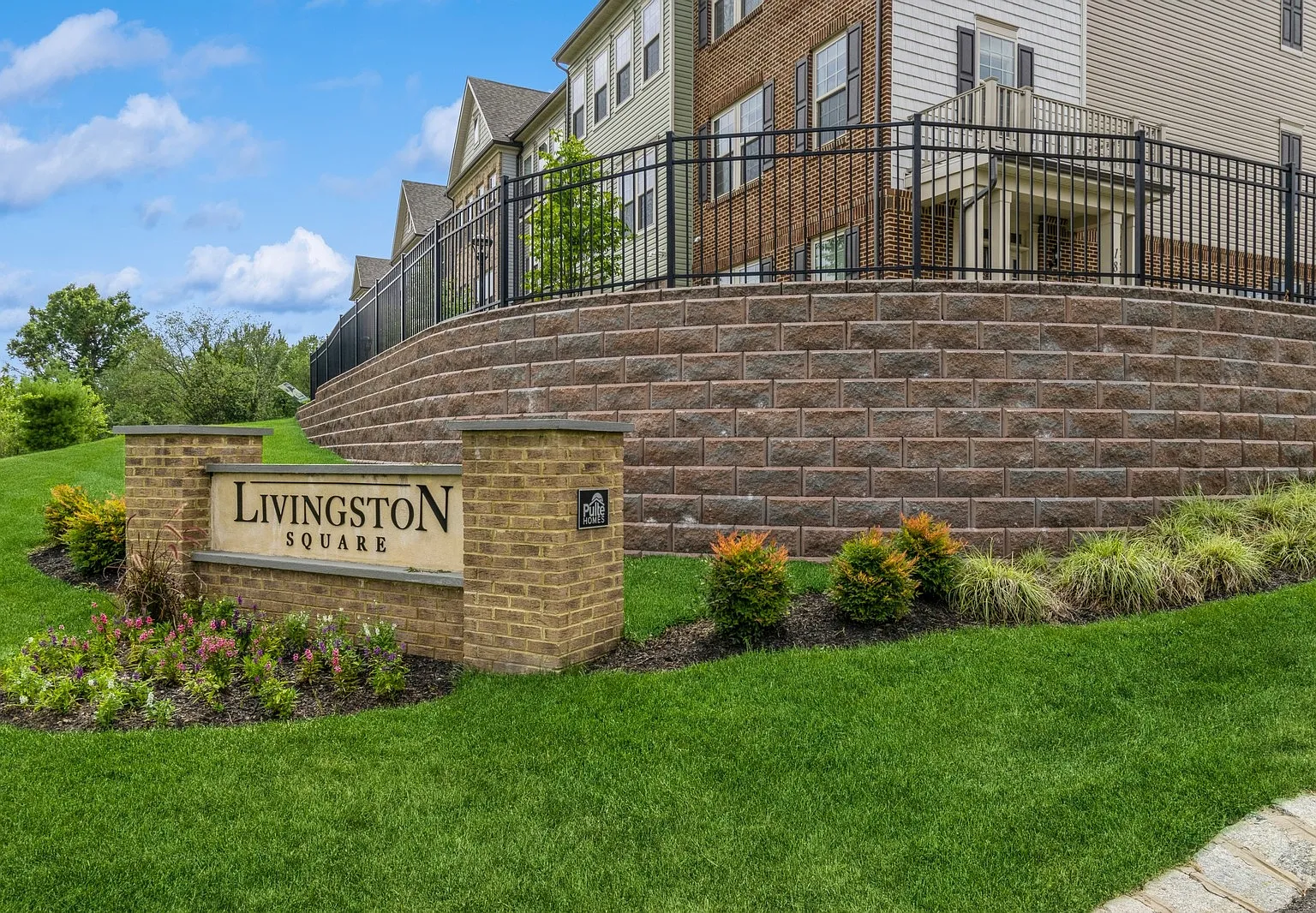 4 bed, 3.5 bath, 2000 sqft, $4,800 — Photo 1