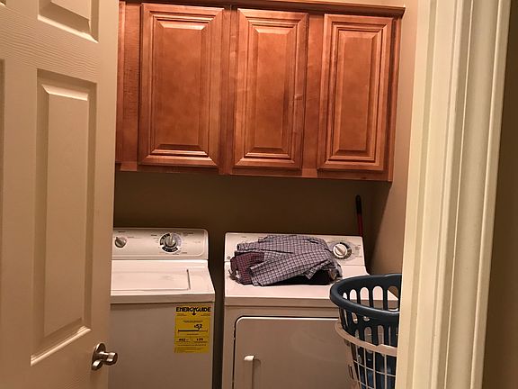 5th image of 345 Honey Hill Dr