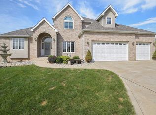 148 N Timber Point Ct, Valparaiso, IN 46385