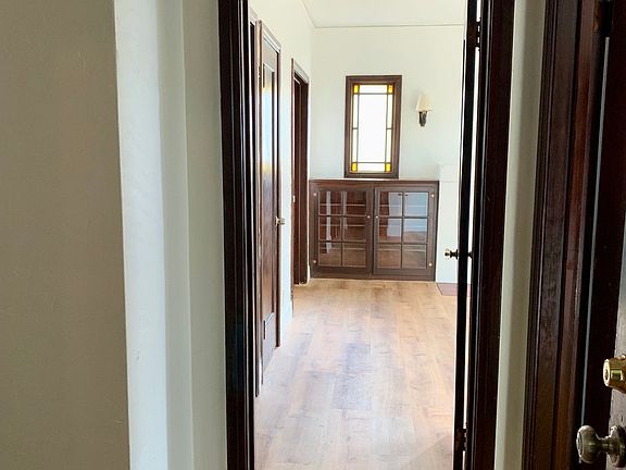 5th image of 2555 Virginia St #201