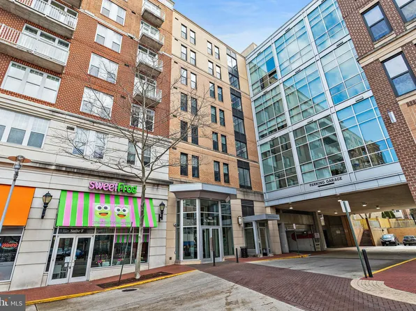 444 W Broad St Unit 623, Falls Church, VA 22046
