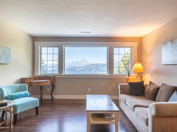 341 Kollock Knapp Rd, Underwood, WA