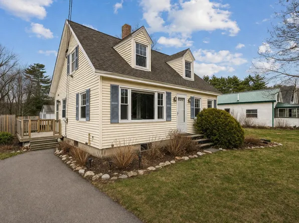 1104 Pequawket Trail, Standish, ME 04085