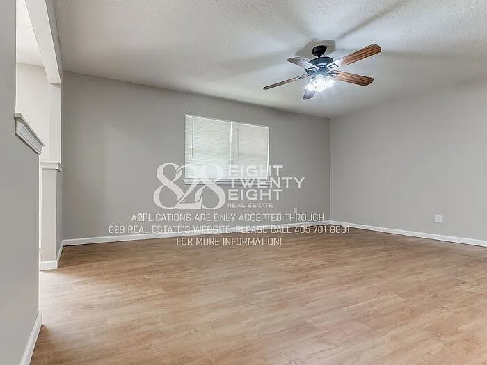 8129 NW 28th Ter — Photo 23