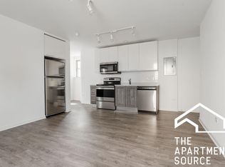 940 W Winona St #F506, Chicago, IL 60640